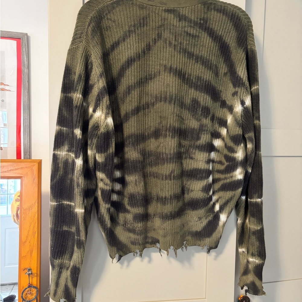 Olive and Black Tie-Dye Cardigan - Picture 6 of 6